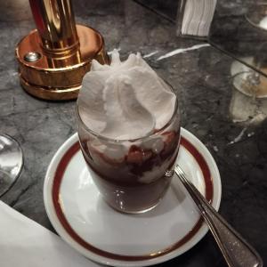 La coppa di Torta Sacher liquida