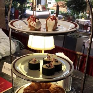 L'alzatina di tartine