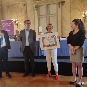Premiazione del libro sul diritto gastronomico al Chapitre di Digione 2023